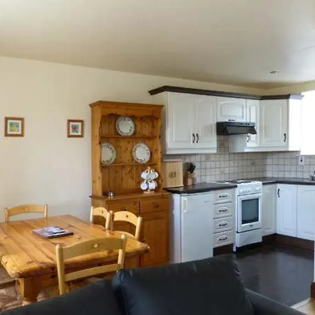 Killarney Country Club Cottage, Killarney *